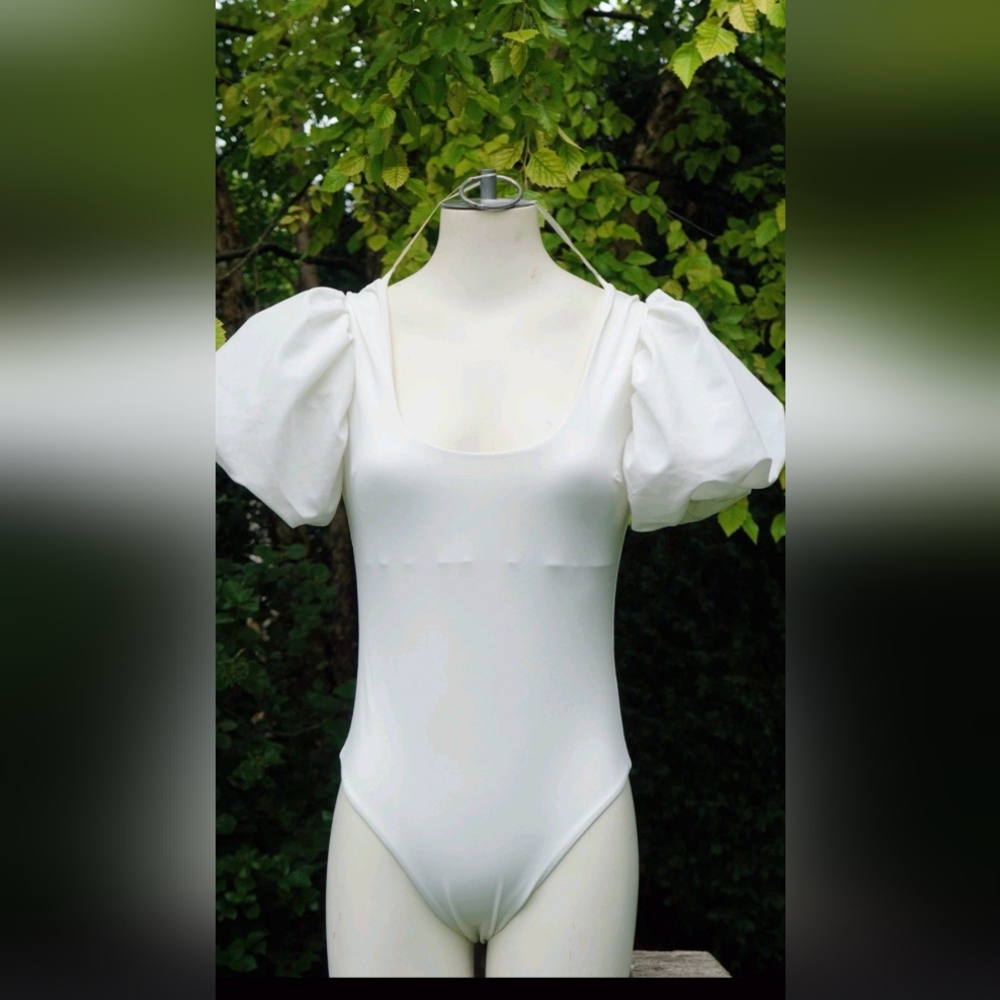 NWT Zara White Puff Sleeve Swimsuit One Piece *Size Medium*